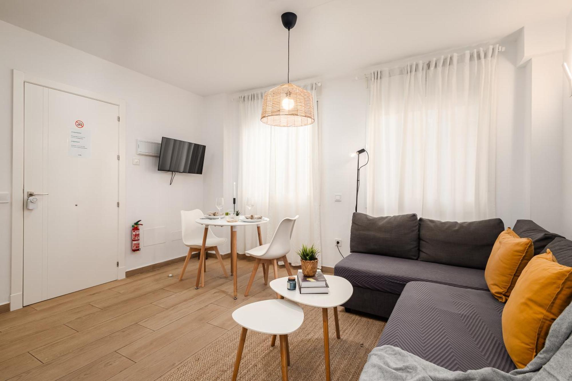 Nordik Apartments Urban - Perchel "Skogar" Malaga Luaran gambar